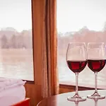 Botel Fortuna Boat 3*