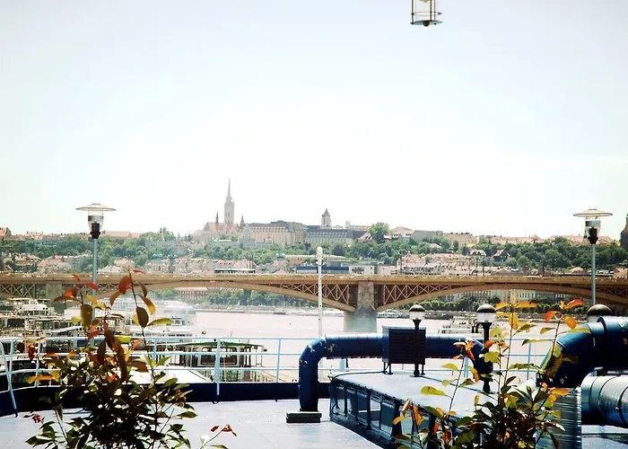 Fortuna Boat