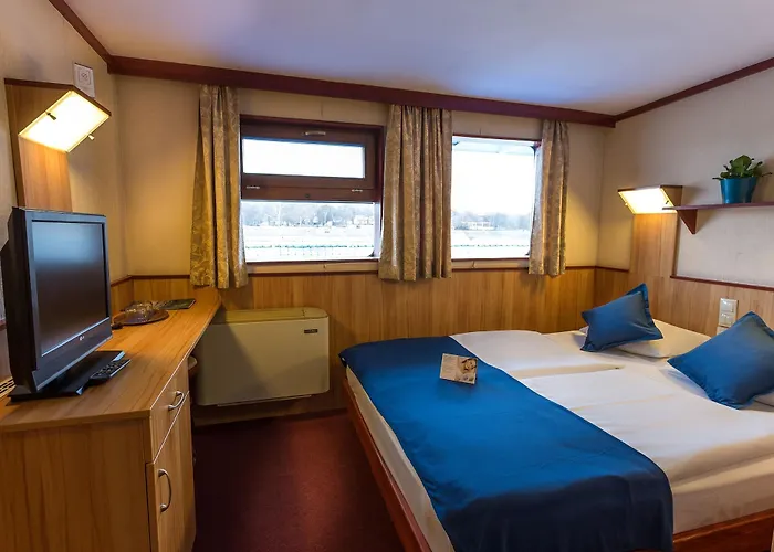 Fortuna Boat 보트호텔