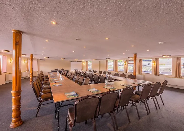 Fortuna Boat 보트호텔 3*