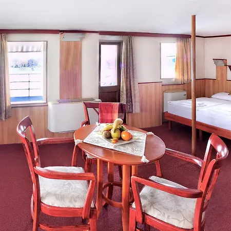 Fortuna Boat Budapesta