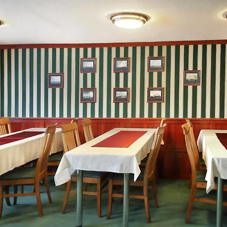Fortuna Boat Botel Budapest